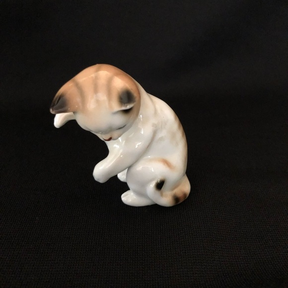 Set of Three Vintage Cats Kittens Kitties Tabby Ceramic Figurines - Picture 10 of 14